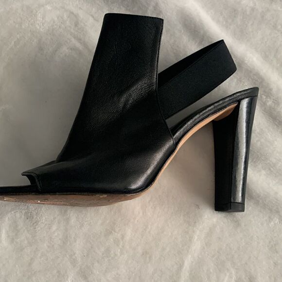 STUART Weitzman Fronton Slingback Bootie - Picture 2 of 5